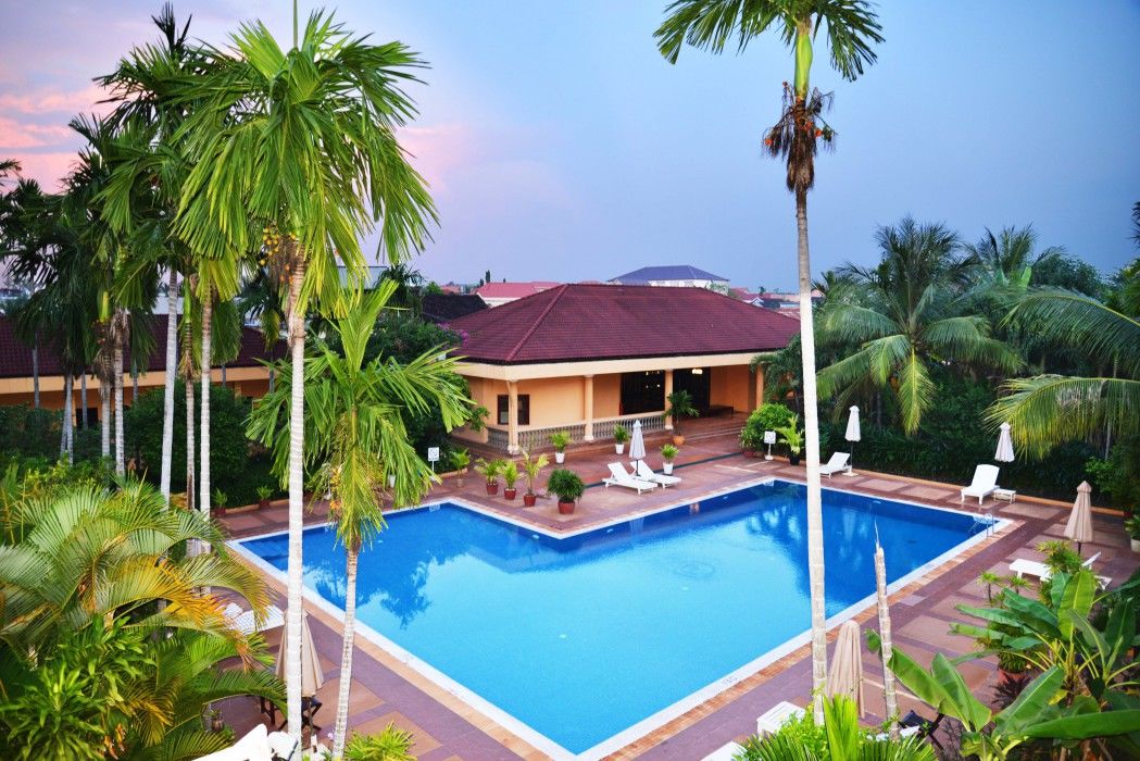 Angkor Hotel Siem Reap Exterior foto