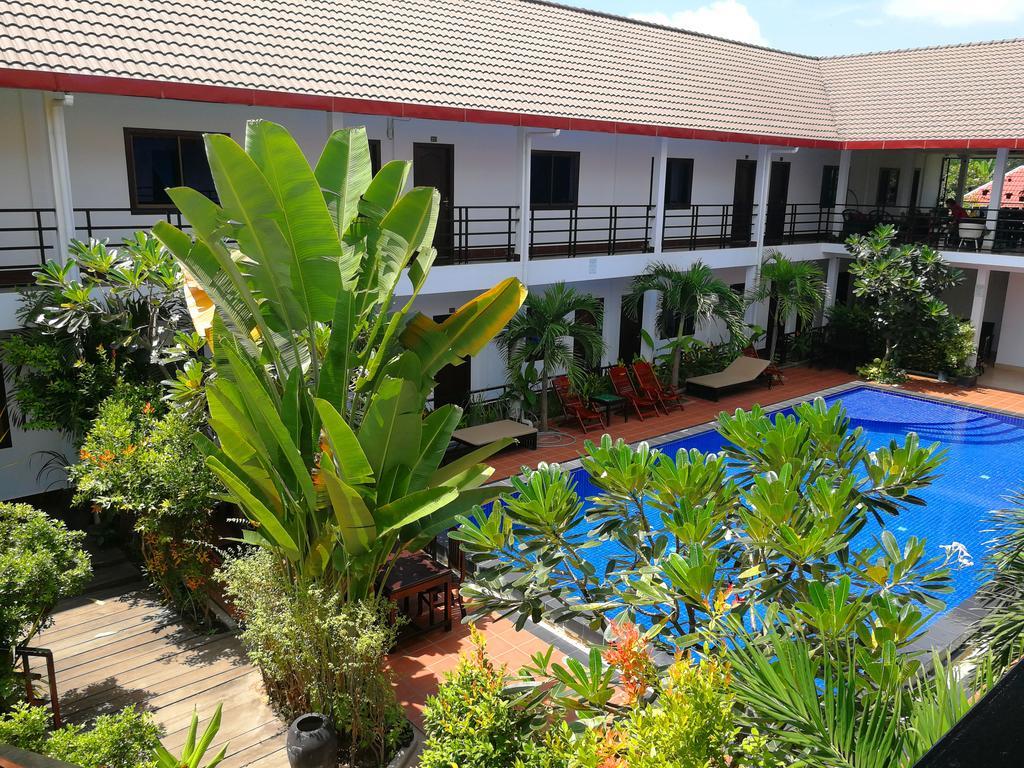 Angkor Hotel Siem Reap Exterior foto