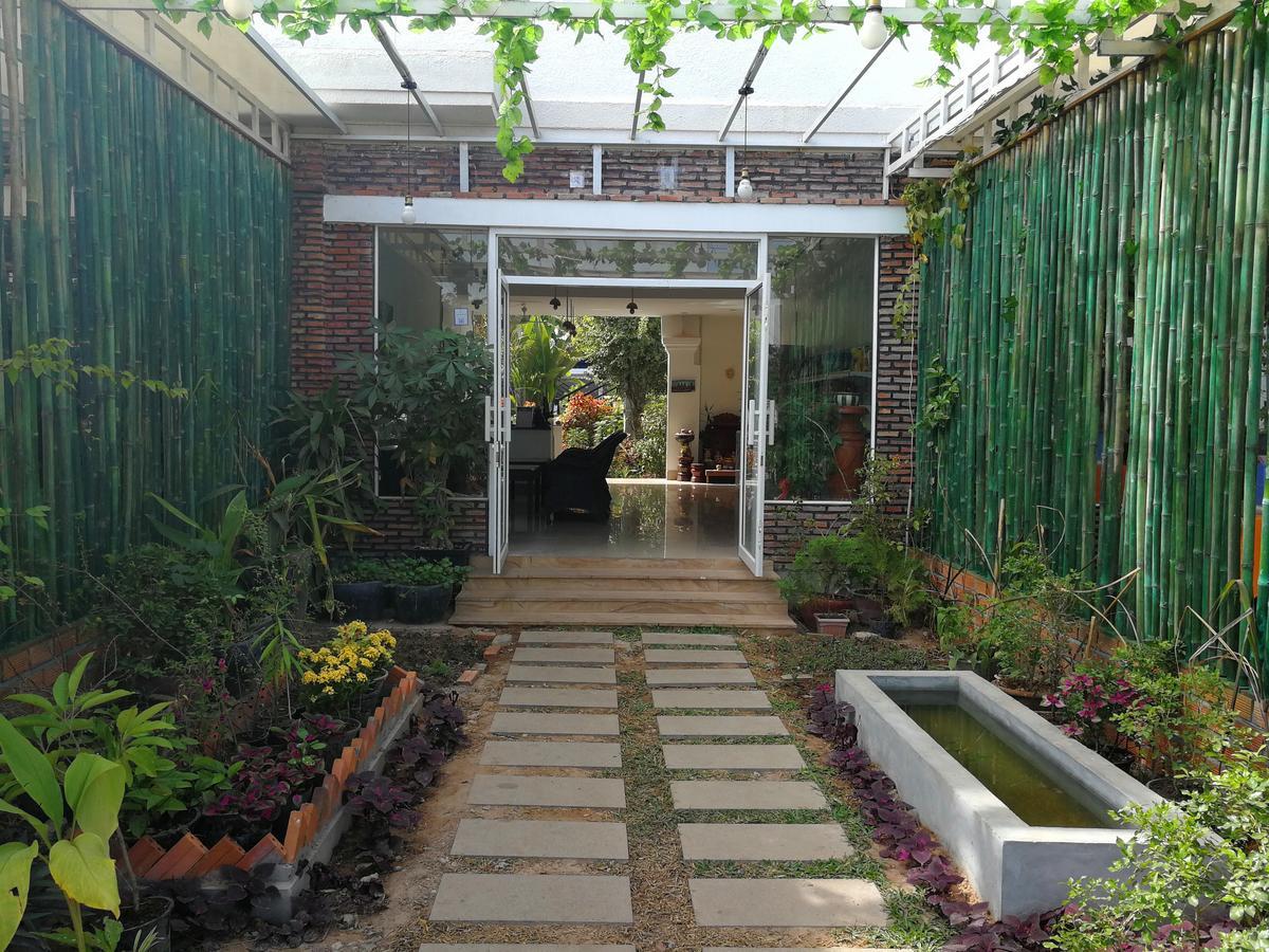Angkor Hotel Siem Reap Exterior foto